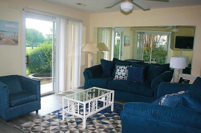 Family Golf Course View Condo 101M